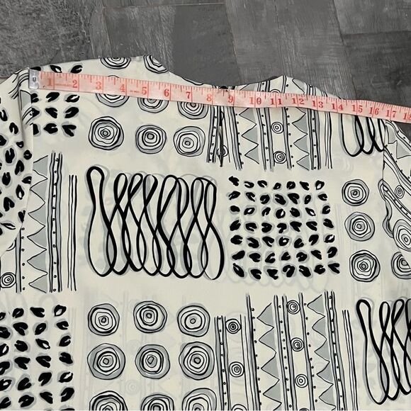 VTG 90s RENAISSANCE SPORTSWEAR Boxy Geometric Scribble Cream Black blouse S - Picture 10 of 12